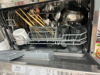 Lavavajillas Midea pequeño sin Instalación 