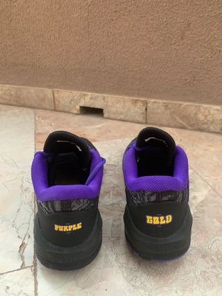 Zapatillas  Lakers - NBA