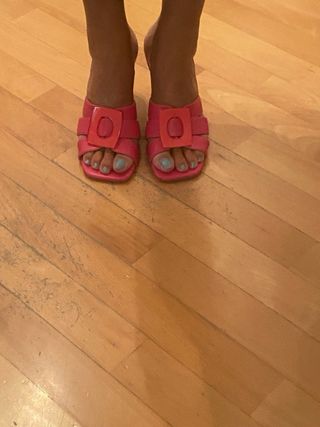 Sandali  rosa fuxia con tacchetto