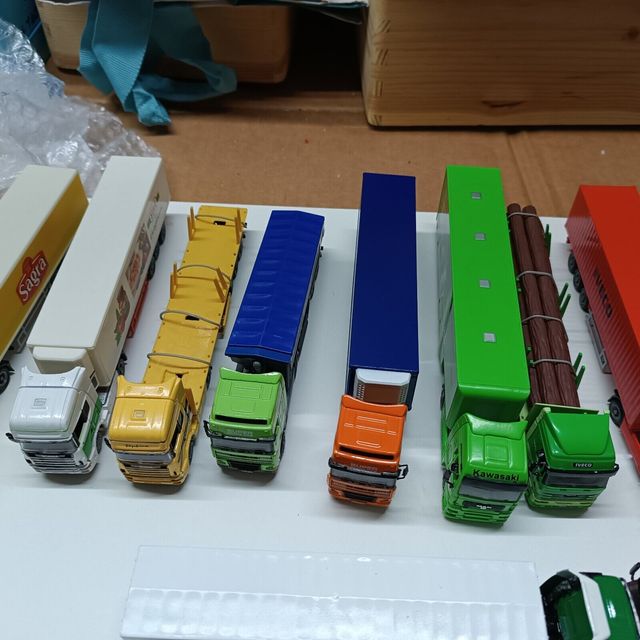 Modellini camion Italeri 1:87