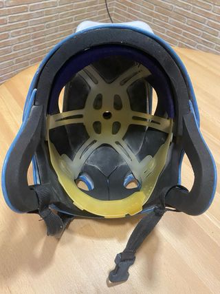 Casco barranquismo y descensos de ríos