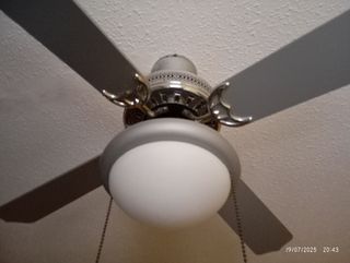 Ventilador techo gris plata