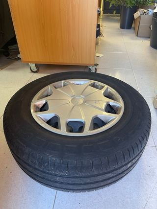 4 neumaticos  furgon Ford Transit 
