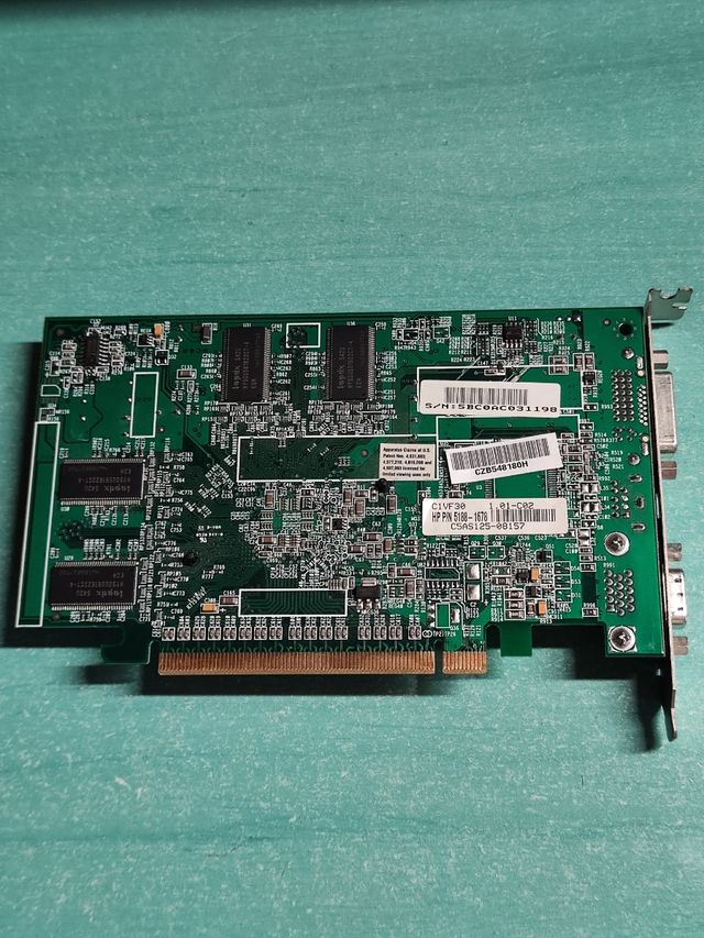 Tarjeta gráfica Asus PCIe RV37e 256 mg