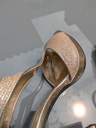Zapatos tacón dorado talla 37