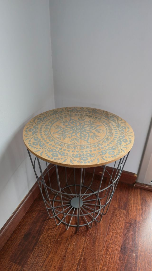 Mesita madera metal gris-marrón