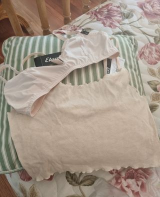 Top y sujetador Etam beige