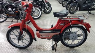 Vespa Vespino SC: Moto clásica roja