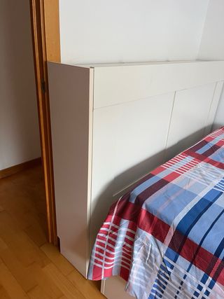 Cabecero Brimnes IKEA con puertas hechas a medida