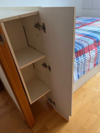 Cabecero Brimnes IKEA con puertas hechas a medida