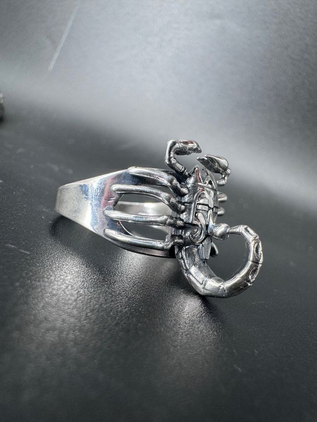 Anel Escorpião Prateado