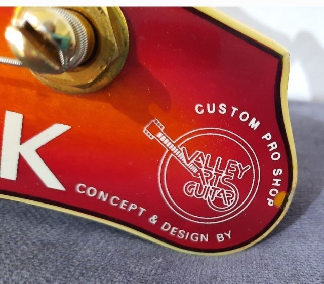 Basso Samick Valley Arts Custom Pro Shop