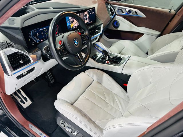 BMW XM 653cv 