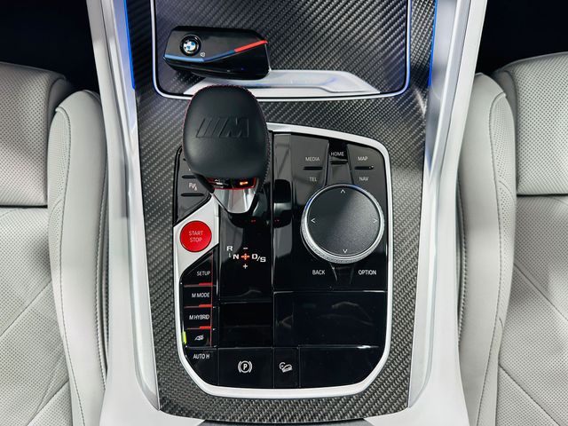 BMW XM 653cv 
