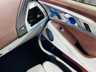 BMW XM 653cv 