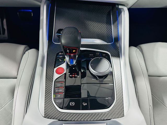 BMW XM 653cv 