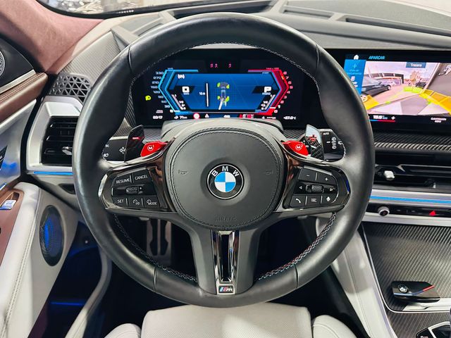 BMW XM 653cv 