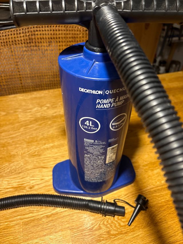 Hinchador manual 4L quechua