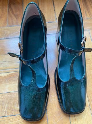 Zapatos Hispanitas charol verde talla 40. 