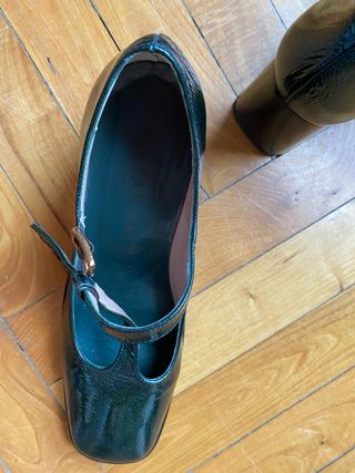 Zapatos Hispanitas charol verde talla 40. 