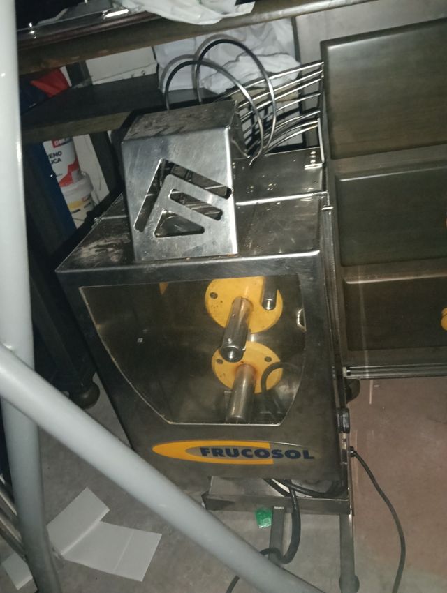 Máquina zumo Frucosol usada