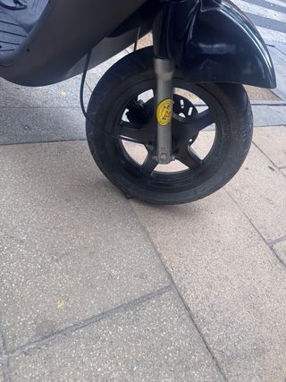 Derbi Atlantis 50cc - Año 2002 21.900km