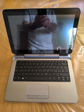 Computer portatile i5, tablet 2 in 1. 8 GB di RAM, Windows 11