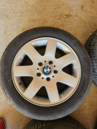 4 Llantas BMW 16" usadas