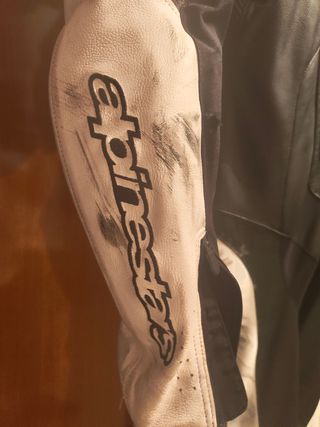 Mono Alpinestar piel usado