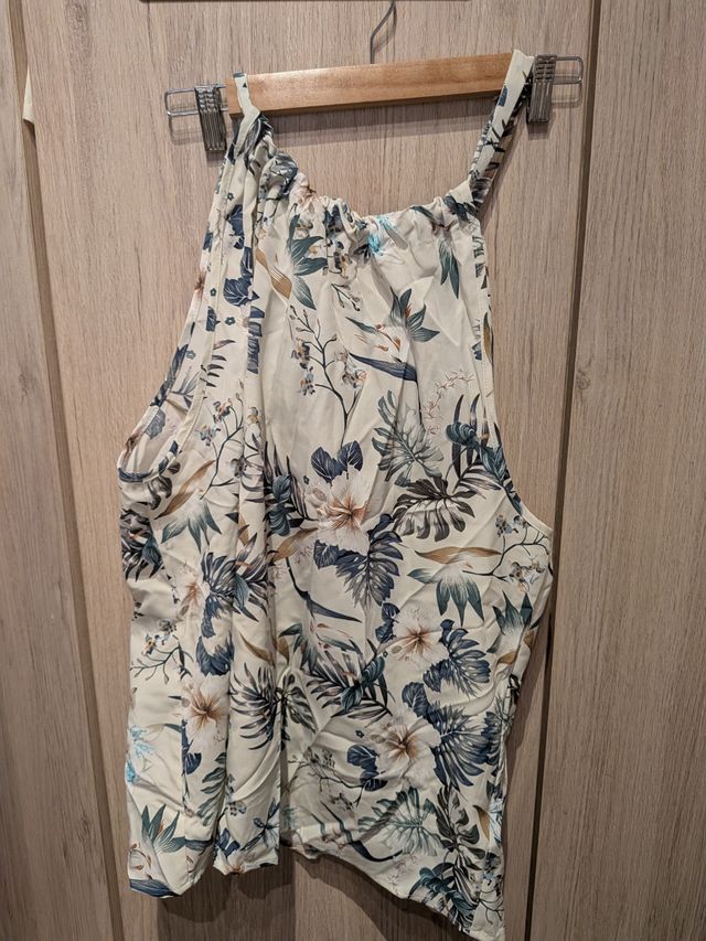 Conjunto falda y blusa