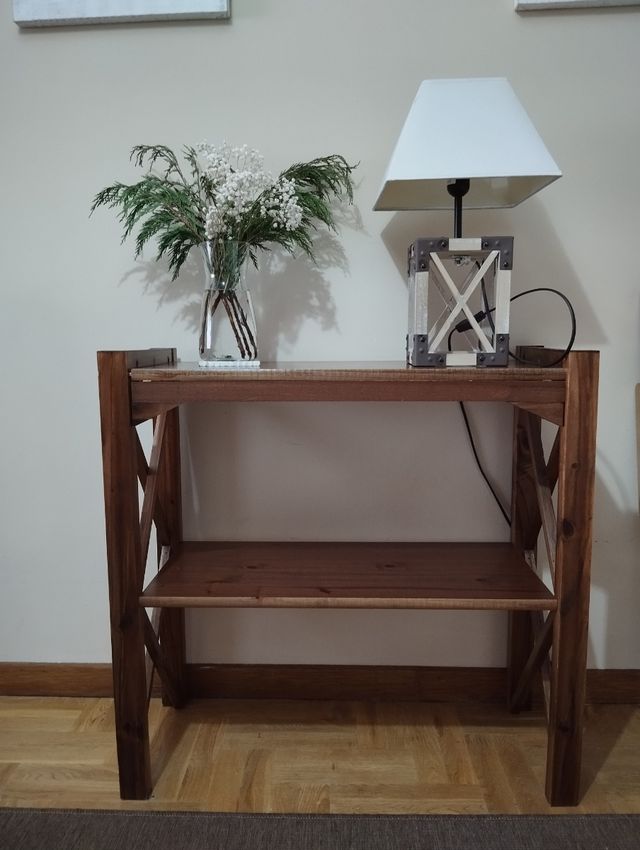 ESTANTERÍA DE MADERA MARRÓN