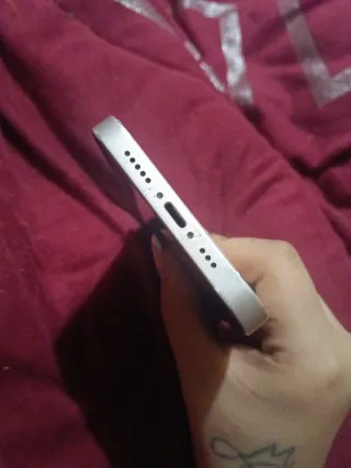 iPhone 12 blanco - 128GB 100% de salud batería