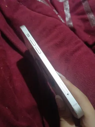 iPhone 12 blanco - 128GB 100% de salud batería