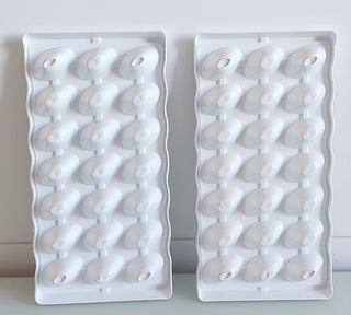 4 MOLDES PARA HELADOS, CUBITOS...+ JARRA MEDIDORA