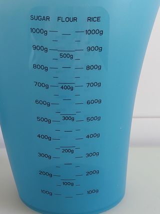 4 MOLDES PARA HELADOS, CUBITOS...+ JARRA MEDIDORA