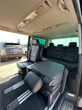 Volkswagen multivan 156000 HOY