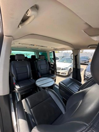 Volkswagen multivan 156000 HOY
