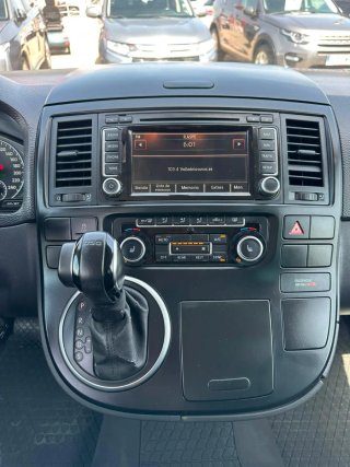 Volkswagen multivan 156000 HOY