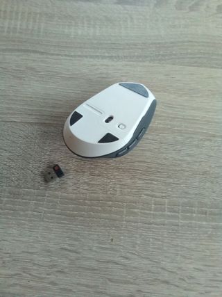 Ratón Logitech inalámbrico