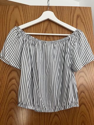 Blusa Tiffosi rayas blancas y negras 