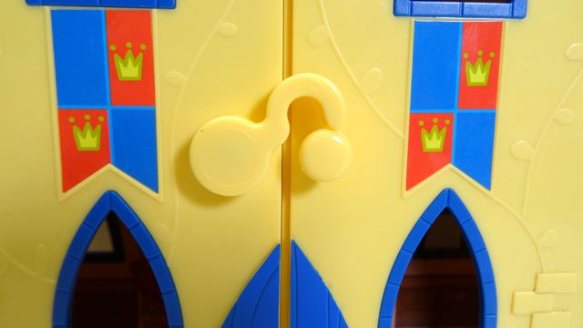 Palacio Princesa Peppa Pig con accesorios 3+ años