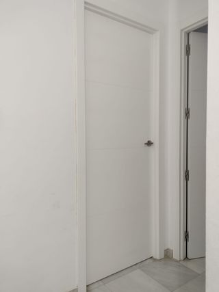 Puertas paso macizas blancas