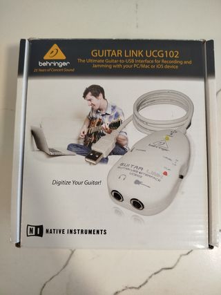 Interfaz Behringer UCG102 Guitarra
