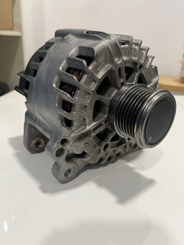 Alternador Valeo VAG - Recambio