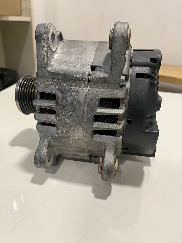Alternador Valeo VAG - Recambio