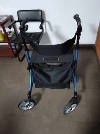 Andador ligero plegable