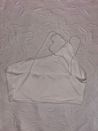 Top blanco tirantes
