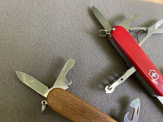 2 Canivetes Victorinox: Climber e Spartan