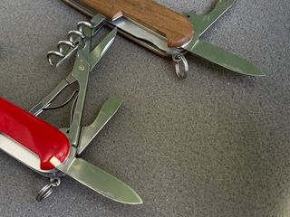 2 Canivetes Victorinox: Climber e Spartan
