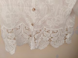 Blusa blanca c/bordado - Manga corta